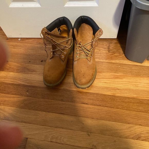 Timberland boots size 10.5 new , no stretches no scuffs. NEED THEM GONE ASAP! main image 4